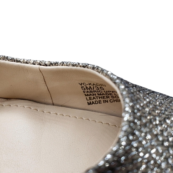 Vince Camuto | Champagne Gold Metallic Glam Chic Fabric Pumps Heels Women's 5 - Picture 9 of 11